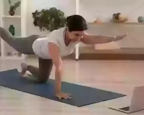 join-online-yoga-classes-today-modern-movement