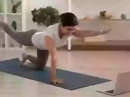 join-online-yoga-classes-today-modern-movement