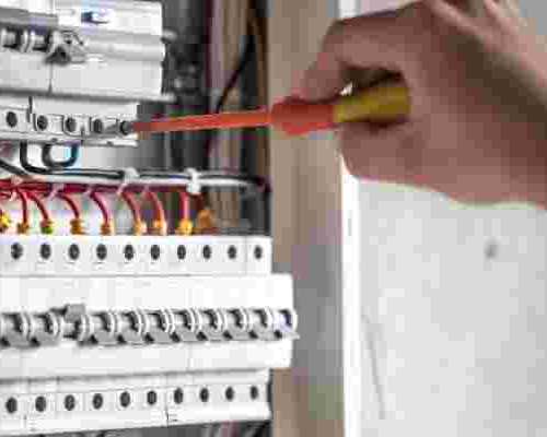 leading-electrical-installation-services-in-burns-beach