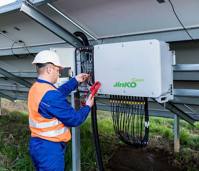 maximise-your-solar-savings-with-a-solar-battery-in-sunshine-coast-big-0