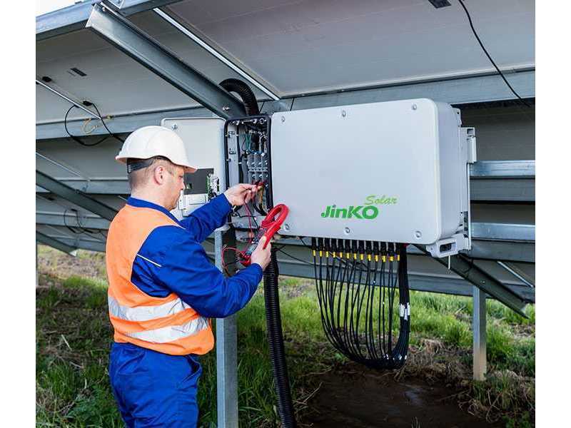 maximise-your-solar-savings-with-a-solar-battery-in-sunshine-coast-small-0