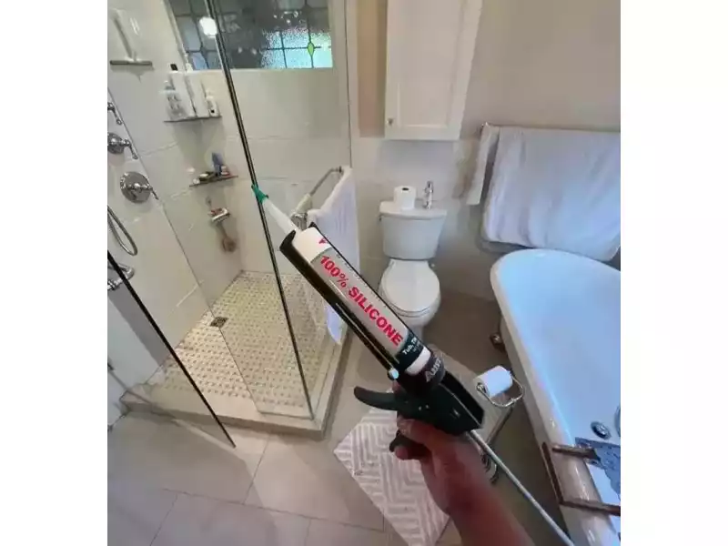 expert-bathroom-silicone-replacement-melbourne-small-1