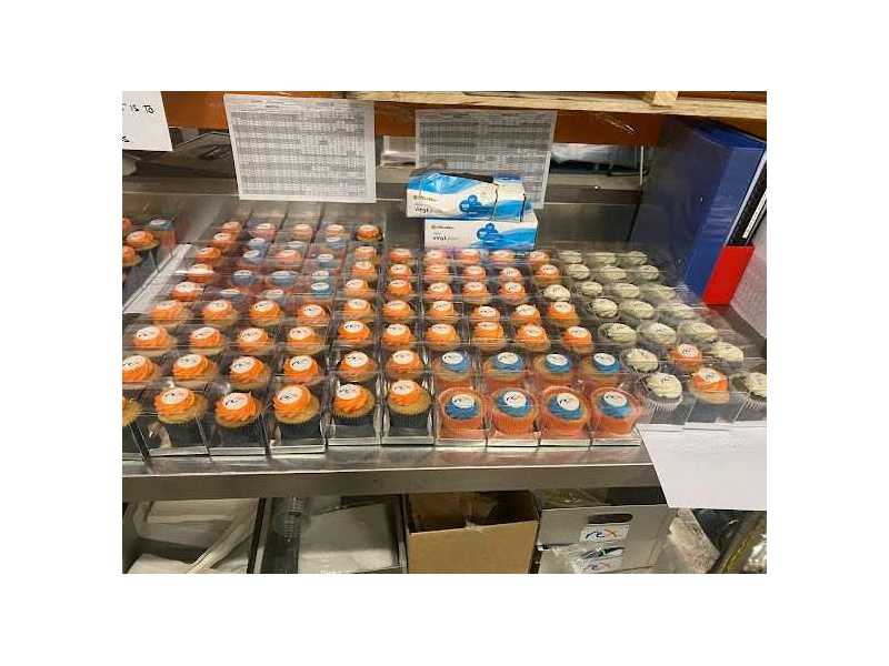 the-cupcake-desire-narre-warren-branded-corporate-logo-cupcakes-small-0