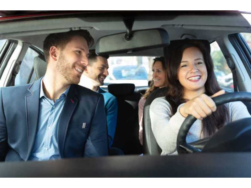 lara-taxi-transport-services-for-convenient-local-journeys-small-0