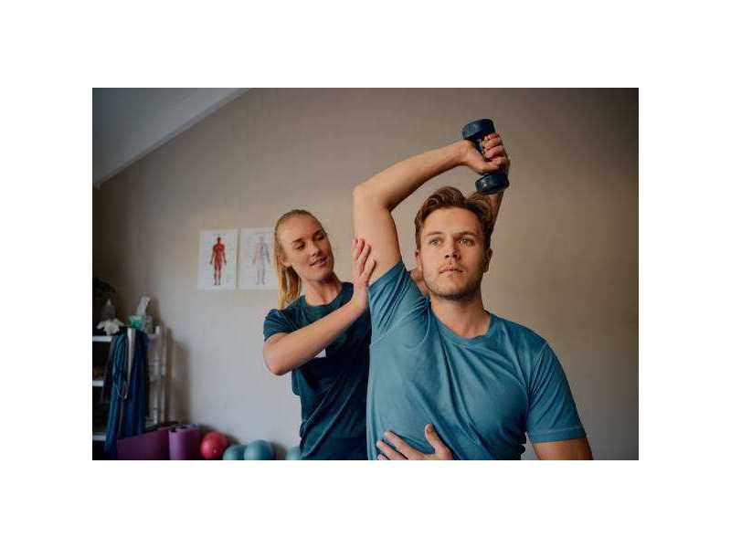 what-are-the-benefits-of-expert-sports-physiotherapy-small-0