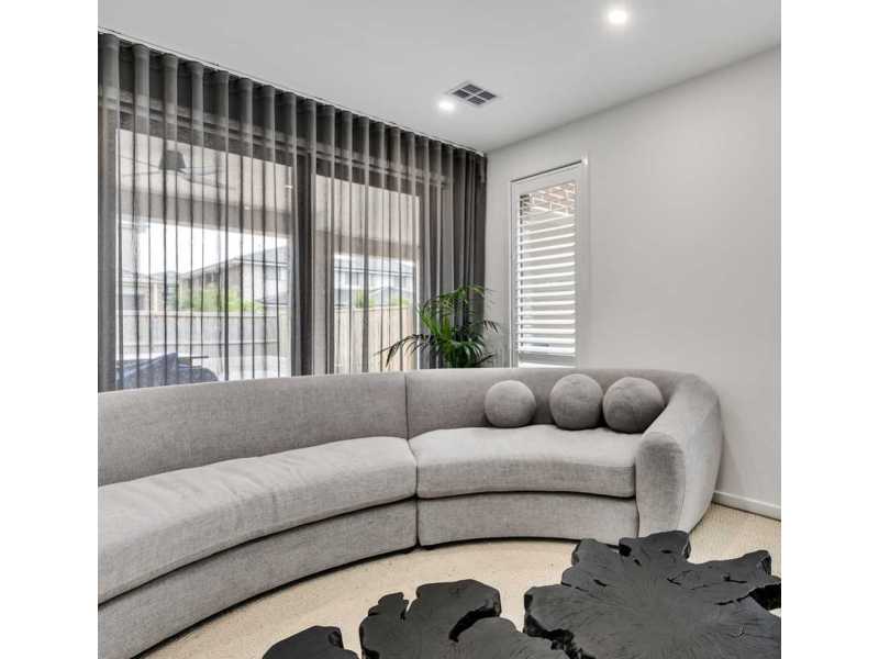 custom-curtains-in-mount-waverley-that-fit-every-room-properly-small-0