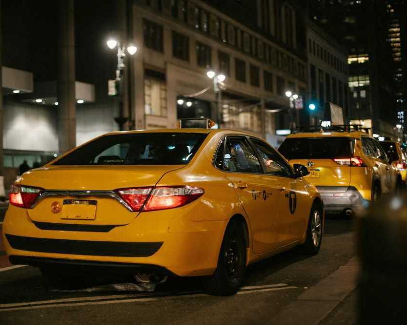 castlemaine-taxi-reliable-airport-transfers-local-cab-services