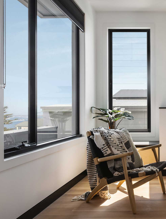 stylish-louvre-windows-for-modern-australian-homes-big-0