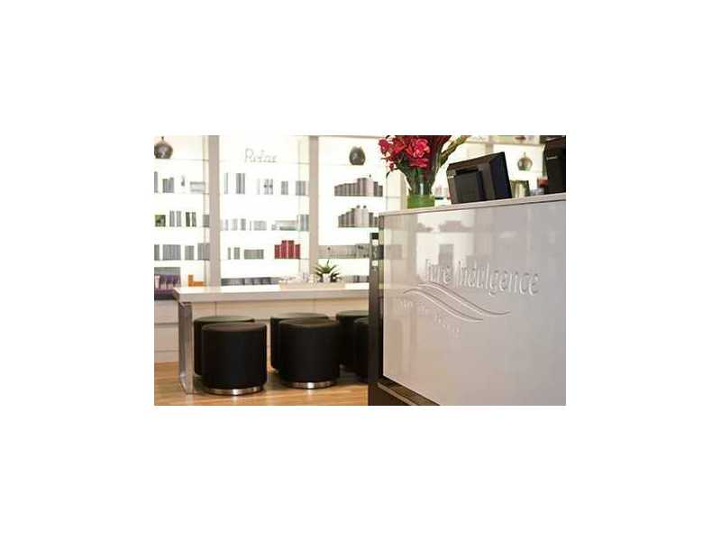 pure-indulgence-skin-beauty-your-skin-clinic-in-gold-coast-small-0