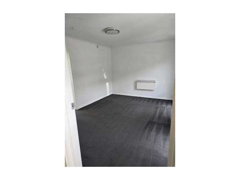 reliable-vacate-cleaning-melbourne-for-spotless-results-small-0
