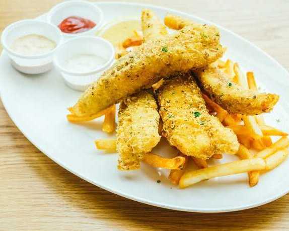 fresh-crispy-gluten-free-fish-and-chips-in-corio