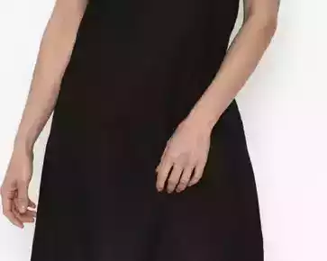 find-style-and-comfort-at-plus-size-clothing-stores