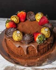 get-creative-with-our-custom-gelato-birthday-cake-designs-big-0