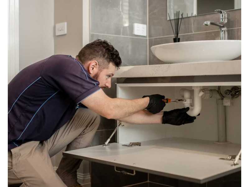 plumber-adelaide-small-1