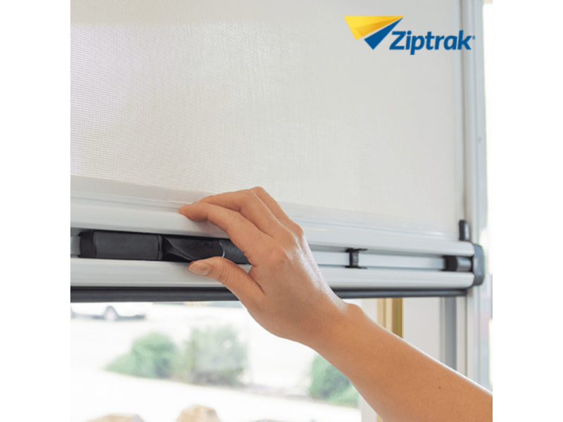 supply-and-install-ziptrak-outdoor-blinds-with-support-from-australias-small-0