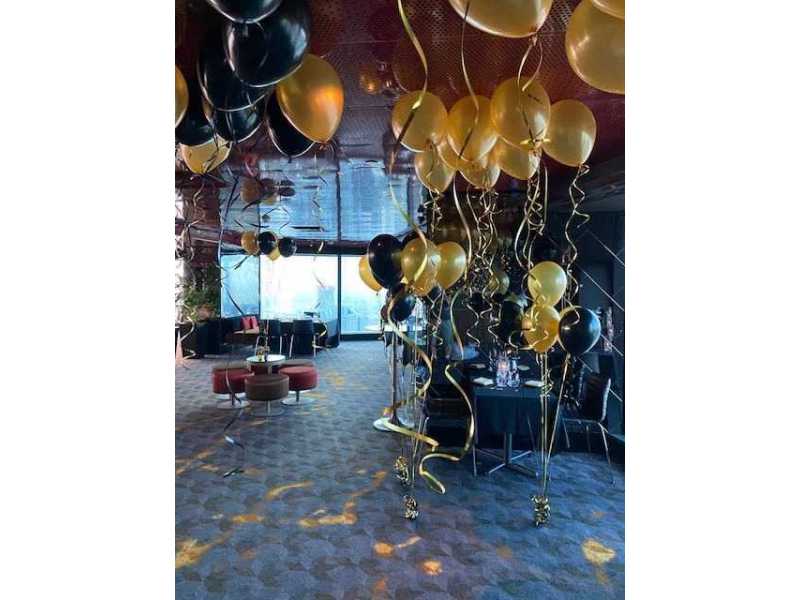shop-party-decorations-online-at-costume-palace-small-0