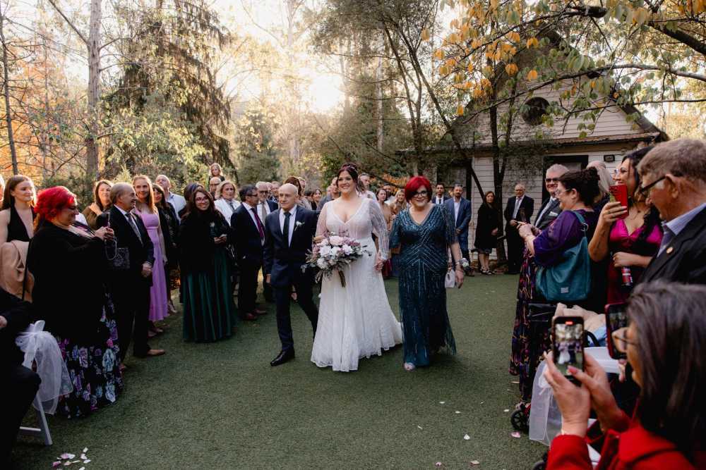 choose-rustic-garden-wedding-venues-in-melbourne-big-0