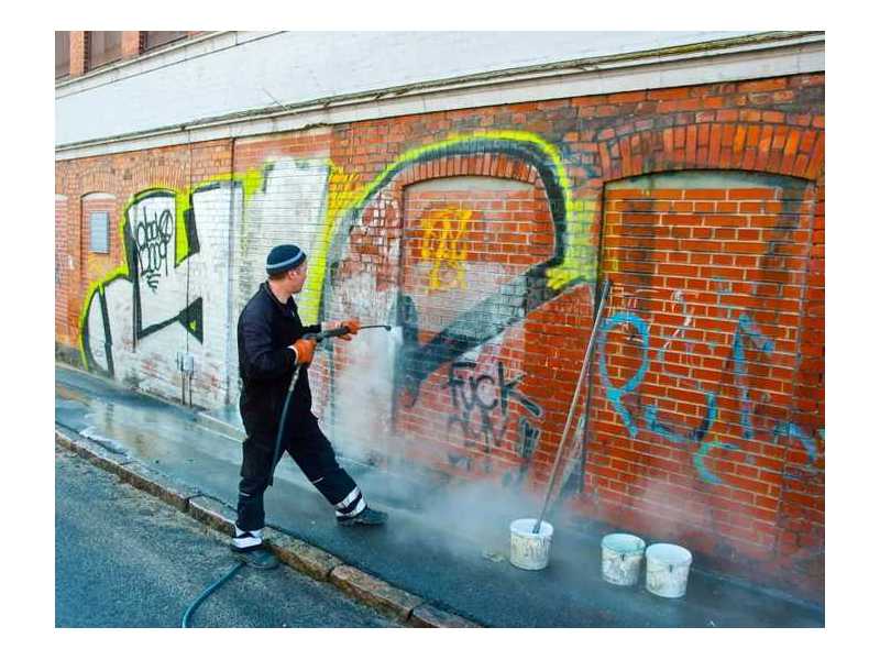 emergency-graffiti-removal-available-small-1