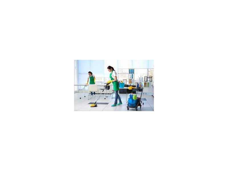 dusty-office-glass-lowering-morale-clean-it-small-1