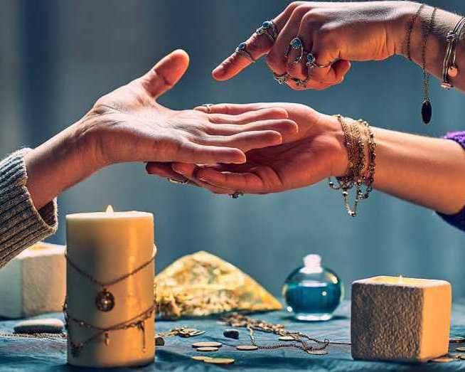 accurate-palm-reading-in-melbourne-know-your-future-with-confidence