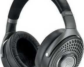 experience-pure-sound-with-premium-noise-cancelling-headphones