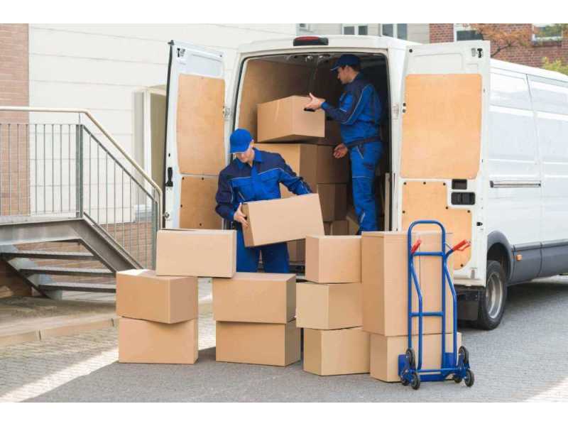 man-with-a-van-brisbane-fast-reliable-moving-services-small-1