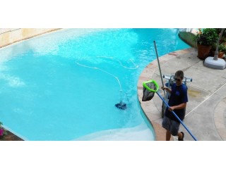 Professional Pool Cleaners in Adelaide - Trusted & Efficient Services