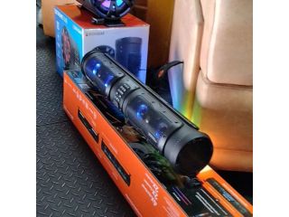 choosing-the-best-wireless-speaker-for-an-outdoor-party-small-1