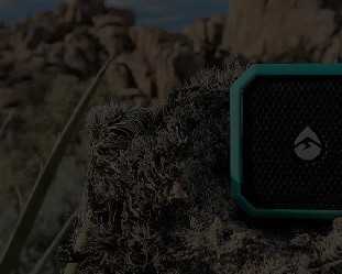 how-to-pick-a-bluetooth-speaker-for-hiking