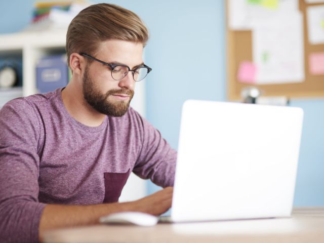 your-guide-to-choosing-the-best-canadian-pc-builder