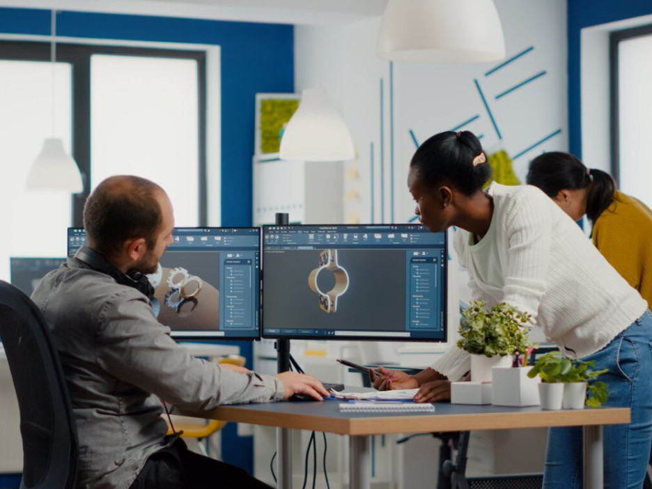 custom-workstations-for-your-professional-needs-big-0