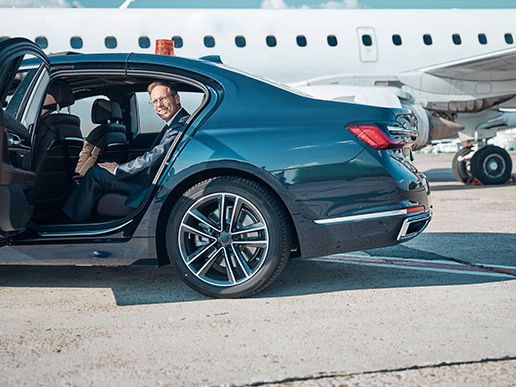 airport-limo-service-in-cambridge-made-easy-with-airline-limousine