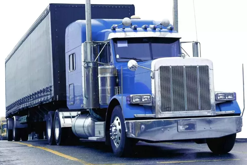 prevent-costly-breakdowns-with-expert-truck-repair-maintenance-big-0