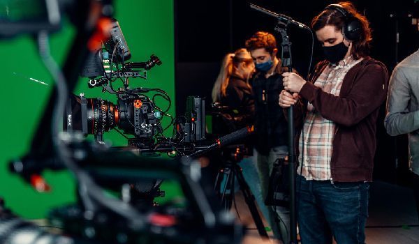 toronto-corporate-videographer-for-business-and-events-big-0