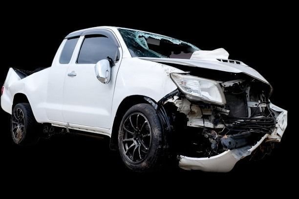 trusted-junk-car-removal-services-in-barrie-big-0