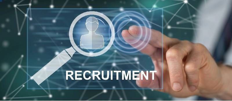 why-companies-hire-finance-recruiters-big-0
