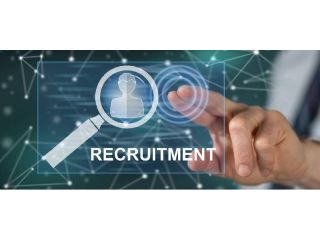 why-companies-hire-finance-recruiters-small-0