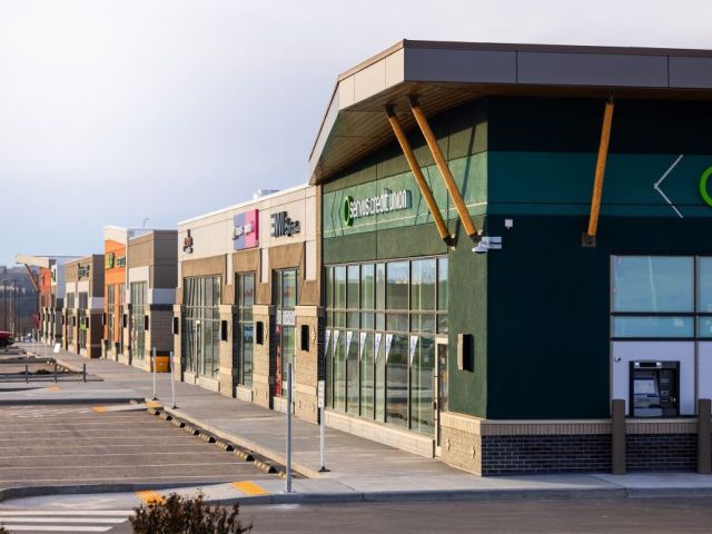 commercial-leasing-near-calgary-with-prime-office-building-spaces