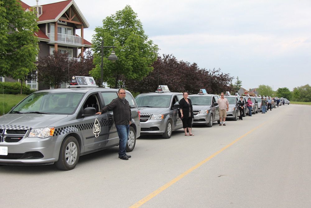 airport-transfers-with-trusted-collingwood-cab-service-big-0