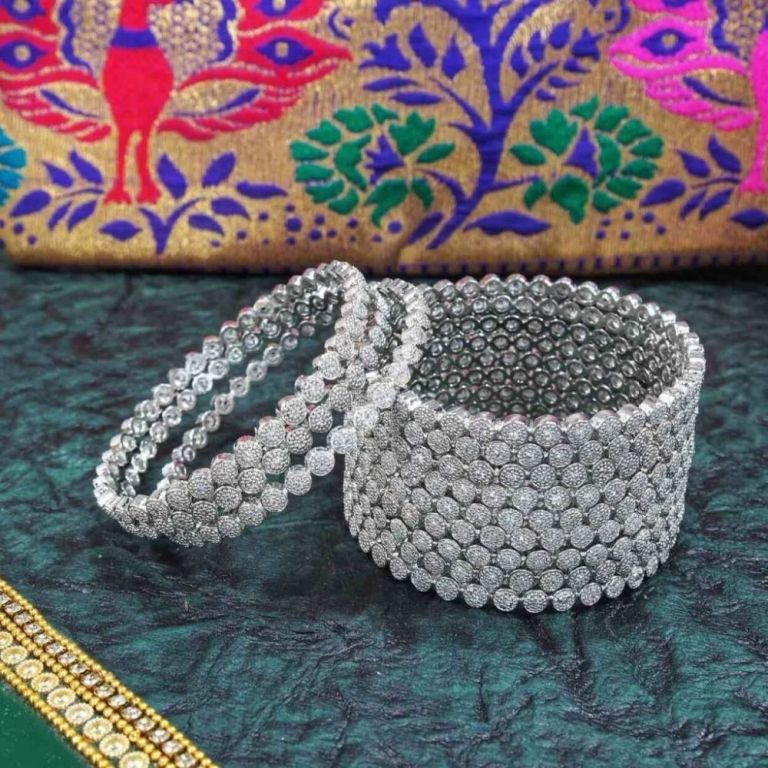 bangles-wholesale-the-perfect-choice-for-retailers-big-0