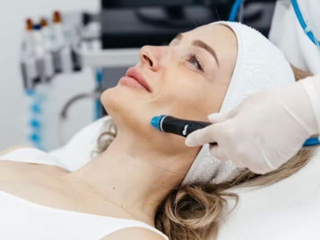hydrafacial-treatment-mississauga