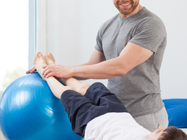 best-physiotherapist-in-mississauga-for-home-physiotherapy-care