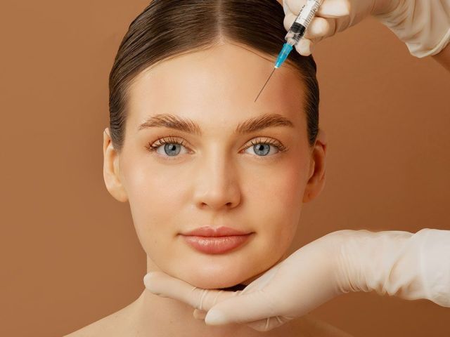 best-plastic-surgeon-london-ontario-for-botox-facial-treatment