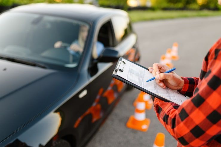 best-driving-school-in-edmonton-for-beginner-drivers-big-0