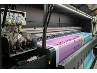 professional-large-format-printing-services-in-the-toronto-area-small-0