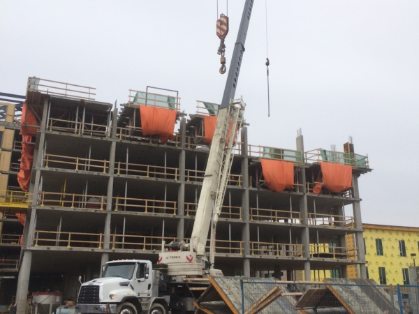 reliable-london-crane-rental-services-by-cpcrane-experts