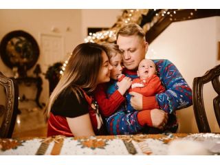 family-ugly-christmas-sweaters-small-0