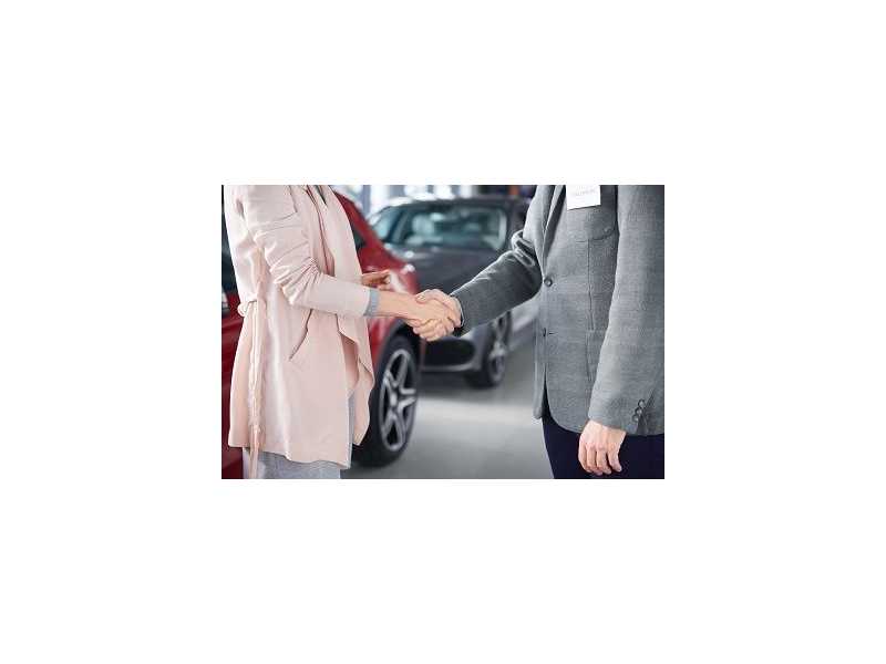 get-emergency-cash-in-toronto-using-your-car-as-collateral-small-0