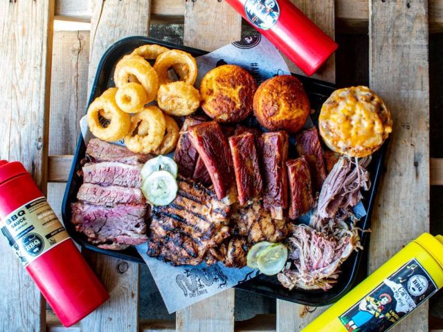 savor-the-true-taste-of-smokehouse-dining-at-jane-bond-bbq