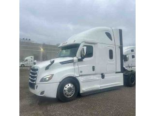 freightliner-in-cascadia-mississauga-small-0